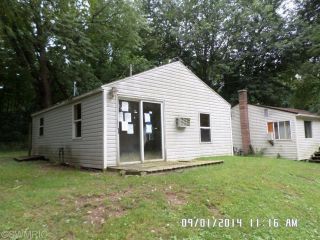 Foreclosed Home - 24807 Lakeshore Dr, 49047