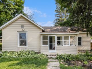 Foreclosed Home - 153 ELM ST, 49067