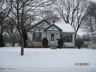 Foreclosed Home - 111 S GORDON ST, 49068