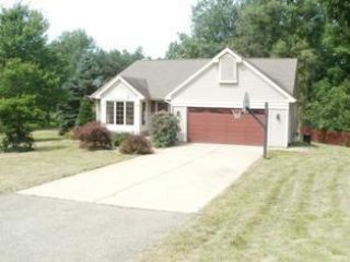 Foreclosed Home - 22146 WYNSMYTHE DR, 49071