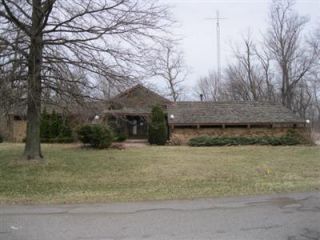 Foreclosed Home - 267 N BLUFFWOOD TER, 49085