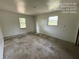 Foreclosed Home - 3053 REED RD, 49107