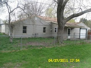 Foreclosed Home - 2041 LEWIS DR, 49120