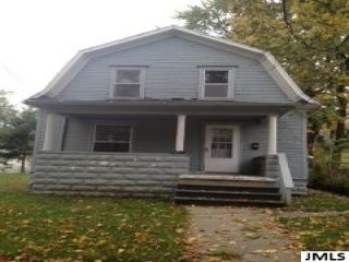 Foreclosed Home - 1228 Maple Ave, 49203