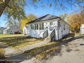 Foreclosed Home - 142 AVONDALE AVE, 49203