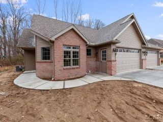 Foreclosed Home - 1628 RIVERS EDGE CT, 49221