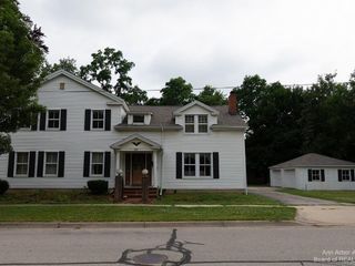 Foreclosed Home - 401 FRANKLIN ST, 49228