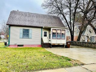 Foreclosed Home - 228 RIVER ST, 49228
