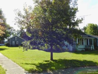 Foreclosed Home - 112 CROSS ST, 49228