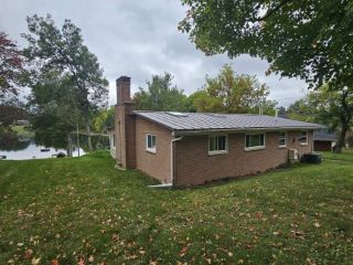Foreclosed Home - 102 WHITE LAKE DR, 49230