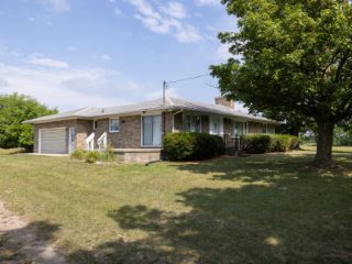 Foreclosed Home - 2376 N WALDRON RD, 49271