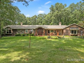 Foreclosed Home - 2707 ANDERWALD LN SE, 49301