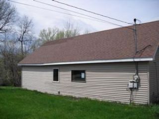 Foreclosed Home - 231 W BEECH ST, 49319