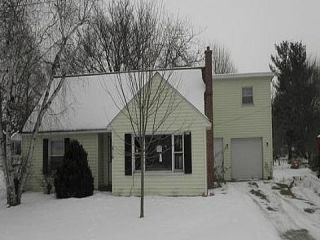 Foreclosed Home - 816 GARDEN AVE, 49412