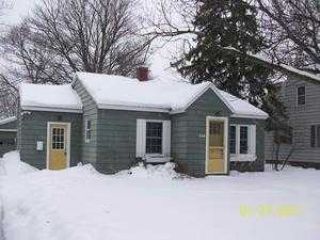 Foreclosed Home - 116 W 28TH ST, 49423