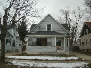 Foreclosed Home - 303 W 17TH ST, 49423