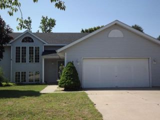 Foreclosed Home - 746 N MEADOW DR, 49423