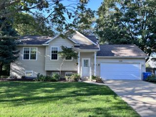 Foreclosed Home - 1209 FLORAL ST, 49423