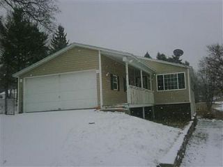 Foreclosed Home - 277 E 6TH ST, 49455