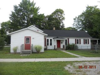 Foreclosed Home - 106 E MUSKEGON AVE, 49461
