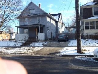 Foreclosed Home - 124 NATIONAL AVE NW, 49504