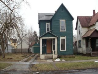 Foreclosed Home - 856 5TH ST NW, 49504