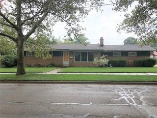 Foreclosed Home - 710 BEAUMONT DR NW, 49504