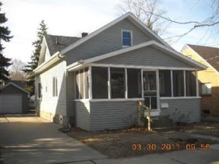 Foreclosed Home - 880 BEECHWOOD ST NE, 49505