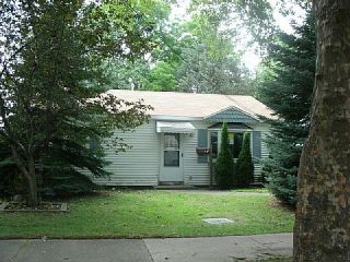 Foreclosed Home - 1339 EASTERN PL NE, 49505