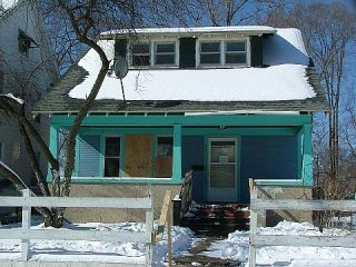 Foreclosed Home - 2031 STAFFORD AVE SW, 49507