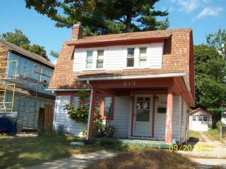 Foreclosed Home - 819 ARDMORE ST SE, 49507