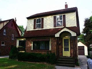 Foreclosed Home - 2131 COLLEGE AVE SE, 49507