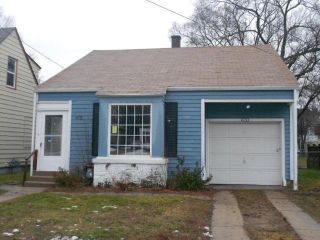 Foreclosed Home - 1033 ELLIOTT ST SE, 49507