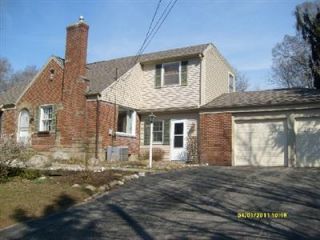 Foreclosed Home - 1503 BERKSHIRE DR SE, 49508