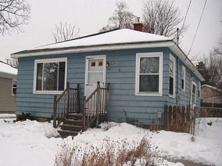 Foreclosed Home - 3633 ORIOLE AVE SW, 49509