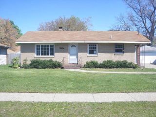 Foreclosed Home - 945 32ND ST SW, 49509