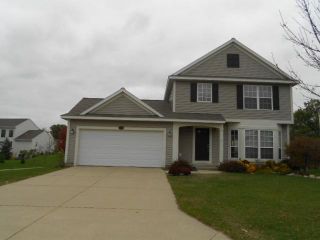 Foreclosed Home - 3735 W SUGARBERRY CT SE, 49512