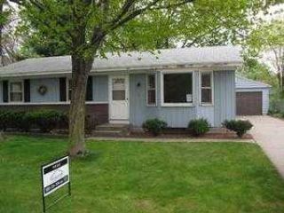 Foreclosed Home - 4738 VALLEYRIDGE AVE SW, 49519