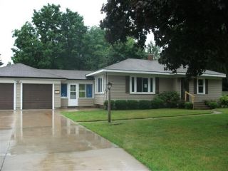 Foreclosed Home - 1720 CHAPEL ST SW, 49519