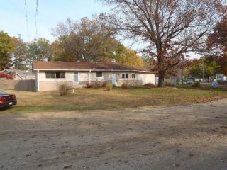 Foreclosed Home - 3718 POSTHUMA AVE NE, 49525