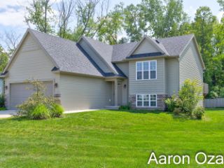 Foreclosed Home - 4630 CIDER WOOD DR NW, 49534