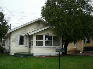 Foreclosed Home - 4521 PINEHURST AVE SW, 49548