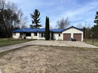 Foreclosed Home - 3662 S 37 RD, 49601