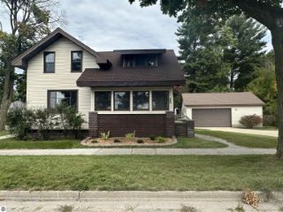 Foreclosed Home - 350 HAYNES ST, 49601