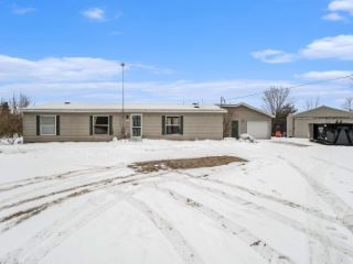 Foreclosed Home - 11721 MAPLE RD, 49617