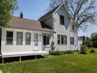 Foreclosed Home - 1201 E DUCK LAKE RD, 49637