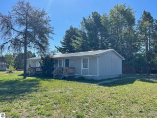 Foreclosed Home - 615 W DRESDEN ST, 49646