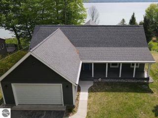Foreclosed Home - 2335 N WEST TORCH LAKE DR, 49648