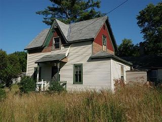 Foreclosed Home - 111 MACKINAW TRL, 49655