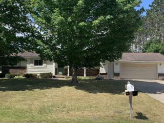 Foreclosed Home - 901 STRAWBERRY LN, 49735